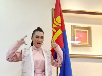 Дуучин С.Сэрчмаа бүл нэмэх үү