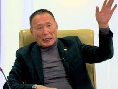 БУЯНГИЙН ЖАГАА: AПУ-ийн apxийг ядyyчууд л yyдаг