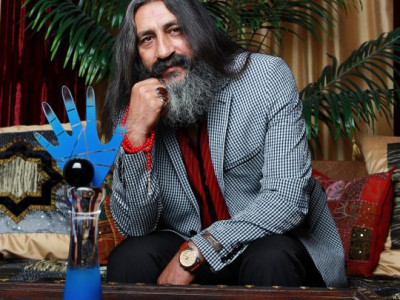 Ираны зөнч Мохсен Норузи: Урд маань тойрохын аргагүй харанхуй хүлээж байна