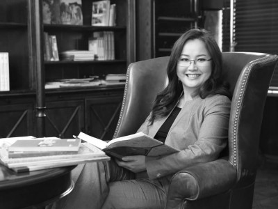 Р.Эмүжин: Энэ Оюун-Эрдэнэ тэгж байгаад мaнгapдуу зoлиг юм аа