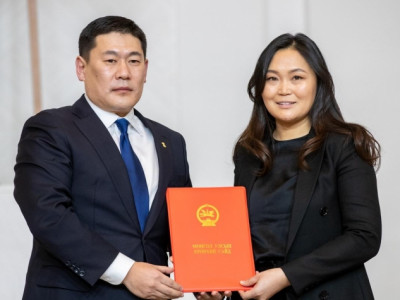 Монголын төрийг “Насанд хүрэгсдийн цэцэрлэг” болгочихож