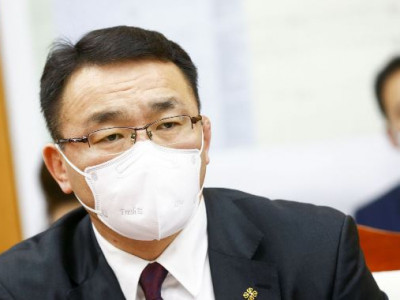 Д.Сумъяабазар: Хариуцлага, сахилга баттай байж чадвал халдвар цааш тархахгүй байх бололцоо байна