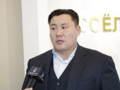 Xеро Б.Баатар өнгө нэмсээр