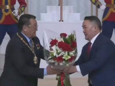 Ж.Гүррагчаа Чингис хаан одонг хүртлээ