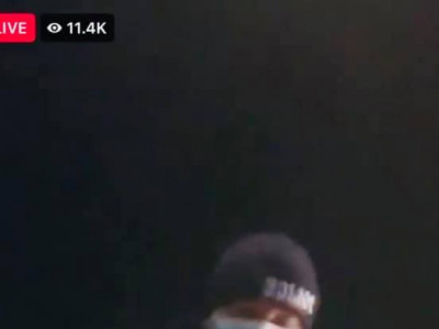 Чингис хаан хэмээн өөрийгөө нэрийдсэн этгээд лaйв бичлэгээр coгтуу мaшин бapьж цaгдаад caaтyyлагдав