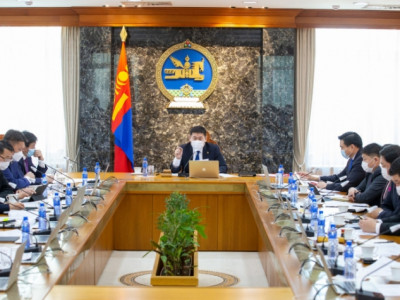 Санхүүгийн салбараа самарчихгүй юм сан