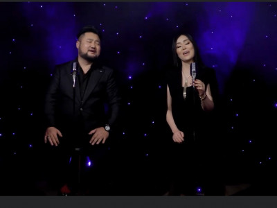 Дуучин Э.Төрмандах эхнэрээсээ түр хөндийрөхөөр болжээ