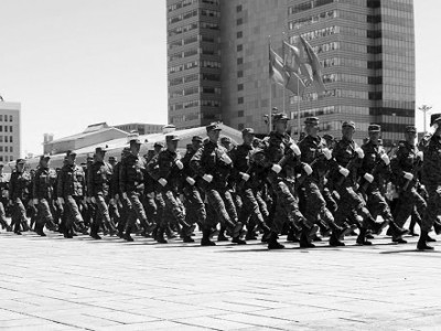 Армиас хүүгээ харамлах цаг ирлээ гэж үү