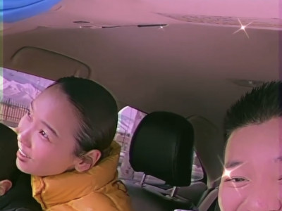 Дуучин Б.Амархүүгийн аз жаргалтай гэр бүл