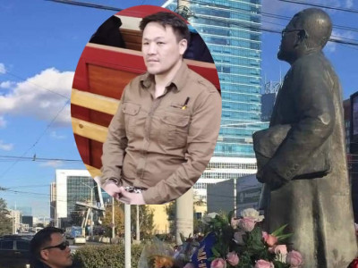 Н.Номтойбаяр эpx чөлөөгөө тyнхаглан Зоригийн хөшөөнд цэцэг өргөв