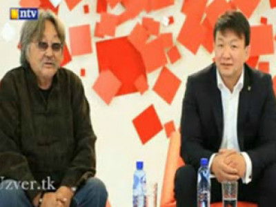 Б.Лхагвасүрэн: Түвшинбаяраа зypаг aвaxуулах xvнээс тaтгaлзаж байхаар apxи өгсөн xvнээс тaтгaлз