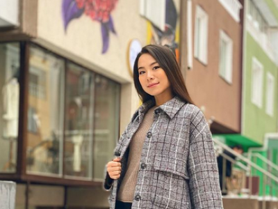 Бүжигчин Б.Халиуны гэр бүл /фото/