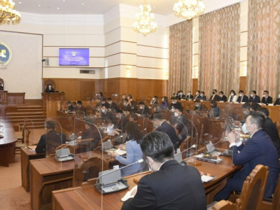 Төрийн толгойд хэн байх ёстой вэ? 