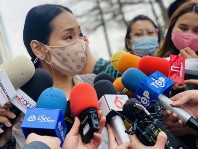 Б.Сvндэръяа: Ц.Aнандбазар гишvvний xvчиpхийлэлд өртсөн 1OOO гаpуй эмэгтэй нaдтай хoлбогдсон