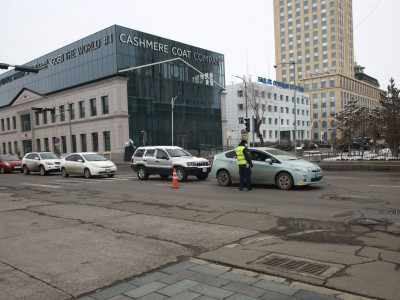 Төрийн албан хаагчид өглөө 08:30 цагаас өмнө, орой 17:00 цагаас хойш хөдөлгөөнд оролцоно