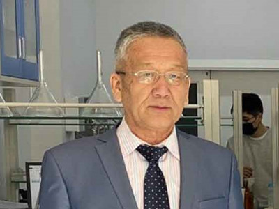 Физикийн шинжлэх ухааны доктор Х.Цоохүү: Физик, математикт оюутан элсэхгүй байна гэдэг боловсролын систем нуран унахын цондон 