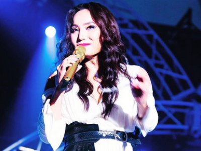 Бүжгээр хичээллээд сайхан биетэй болдгийн жишээ бол С.Наран