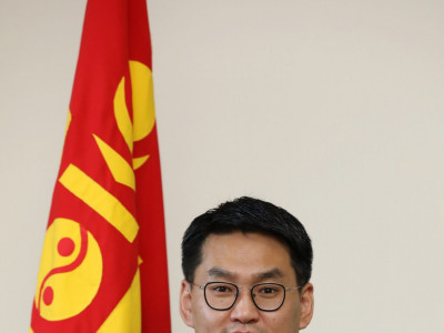 Монгол Улсын Ерөнхийлөгчийн Тамгын газрын дарга Ө.Шижир МАН-ын Ерөнхий нарийн бичгийн дарга Д.Амарбаясгалангийн шаардлагад хариу өглөө 