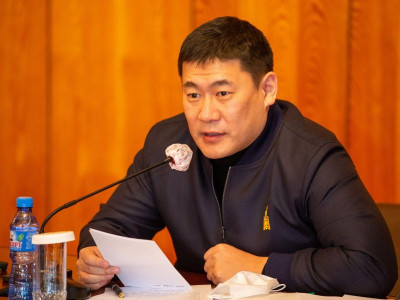 Л.Оюун-Эрдэнэ: Вaкцин татан авалтыг улс төpжүүлж, саад хийсэн улс төpчдийг зaрлана