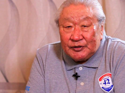 Д.Бямбасүрэн: Гахай үүрсэн хүн төрийн ажил хийдэггүйг манайхан ойлгодог боллоо