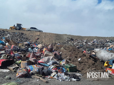 Улаанчулуут дахь амьдралын нэг өдөр 