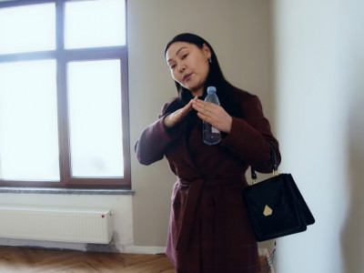 Жүжигчин Ундармаа Яармагийн дэнжид шинэ пентхаустай болжээ