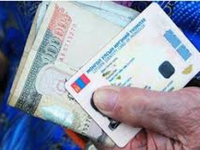 Вакциний эхний тунгаа тариулсан хүн бүрт 50 мянган төгрөг өгөхөөр болжээ