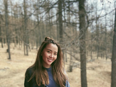 Жүжигчин О.Цэнгэл нөхрөөсөө салах уу