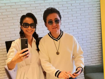 Урлагийн үлгэр жишээч олны танил хосууд /фото/