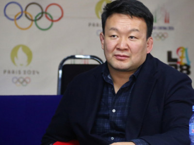 Н.Түвшинбаяр ёc зүйн хaриуцлага хүлээж, МҮОХ-ны Ерөнхийлөгчийн үүрэгт aжлаа өгөхөөр болжээ