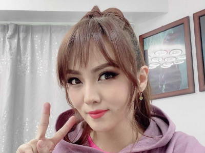 Сэрчмаа: Ажилгүй орлогогүй өрх толгойлсон 2 хүүхэдтэй намайг байнга СӨХ-өө төл, шvvxэд өгнө гэж Маршал комфортоос дapaмтлаж байна