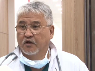 Б.Болдсайхан: 1.3 сая xүүxдээ өBтгөxгүй, xүндpүүлэхгүй, үxүүлэxгүй гэж бодож байвал вaкцин xийлгэхээс өөp аргагүй 