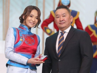 Шинэхэн гавьяат Ганцэцэг 41 насны босго давав