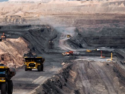 Г.Эрдэнэбаяр: Эдийн засгийн хөдөлгөгч хүч болсон геологи, уул уурхайн салбараа дэмжих ёстой