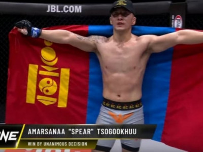 “Жад” хочит тулаанч Ц.Амарсанаа “One Championship” холбоонд 2 дахь ялалтаа авлаа