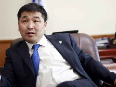 О.Баасанхүү: Коронавирус туссан хүмүүст төрөөс нөхөн олговор олгох ёстой 