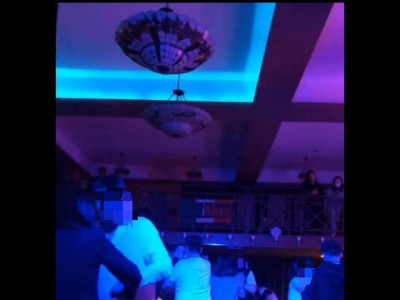 Ядаж вакцины дархлаа бүрэн тогтох хүртэл шоудаж, зугаалахгүй тэсчихмээр байна... 