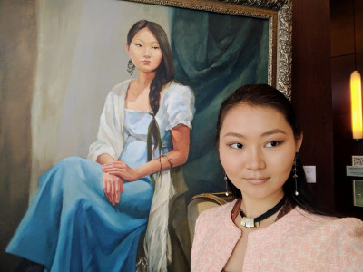 Зураг шиг мисс Баярцэцэг