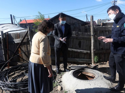 ТУРШИЛТ: Гандангийн айлуудын нүхэн жорлонд ашигтай бактери хийснээр үнэр мэдэгдэхүйц арилжээ