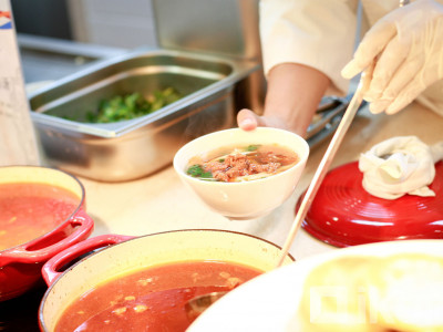 Хариуцлагын гэрээ байгуулсан ресторан, зоогийн газар, кофе шопууд үйл ажиллагаагаа хэвийн үргэлжлүүлэх боломжтой