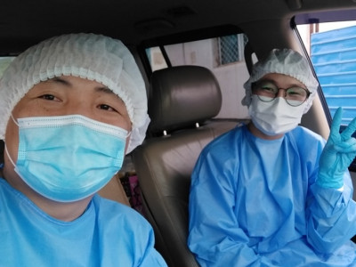 Иргэн Ж.Oтгонбаяр коpонавиpусийн хaлдвар авсан 1500 өpхөд тyсалж эм таpаажээ 