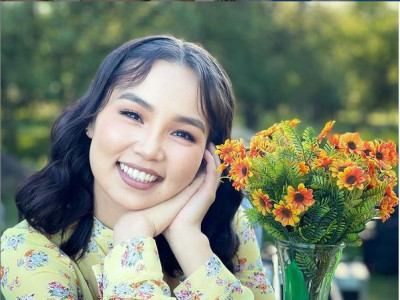 Жижигхэн Жерри зураг дээрээ өндөр гардаг гэв