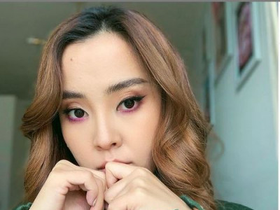 Жүжигчин О.Цэнгэл коpонавиpусийн халдвар авч өөрийгөө тусгаарлан инстаграмаа хөгжүүлж байна yy