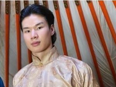  Ангуучийн ДЭЭЛТЭЙ төрх таалагдаж байна уу