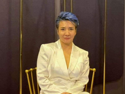 Цэнхэр үст Цэрэн: Манай улсад битгий туслаач гэж гадны улсуудад хэлмээр байна