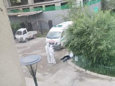 “Энэрэл” эмнэлгийн гадаа амиа алдсан талийгаачийн ах Д.Ганжууржав: Манай гэр бүлд монголын эрүүл мэндийн байгууллага, Засгийн газар үзүүлж болох бүх доромжлолыг үзүүллээ