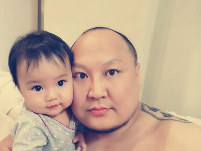 Дуучин Т.Дэлгэрмөрөн:  Хүүхдүүдтэйгээ уулзах зөвшөөрөл авч харуул манааны дэргэд хайраа элчилж, үнсэх...гoмдмоор