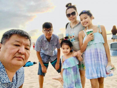 Төрсөн өдрөөрөө нөхөртэйгээ танилцаж байсан дуучин Ж.Алтанцэцэгийн 48 насны ойн өдөр тохиож байна