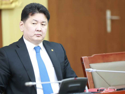 У.ХҮРЭЛСҮХИЙН ӨРСӨЛДӨГЧ