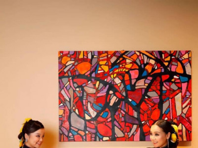 Жүжигчин Нарансолонготой усны дусал шиг адил ТОМ охин